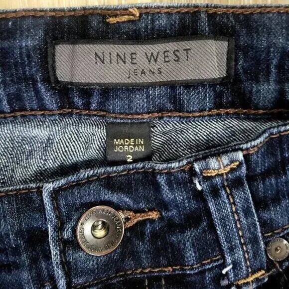 Nine West Slightly Curvy Boot Cut Jeans Size 2 - Picture 6 of 9